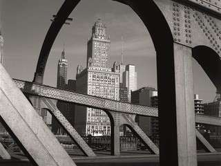 Chicago, n.d. © Estate of Vivian Maier, Courtesy of Maloof Collection and Howard Greenberg Gallery