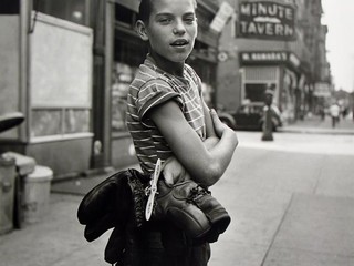 New York, September 3, 1954 © Estate of Vivian Maier, Courtesy of Maloof Collection and Howard Greenberg Gallery