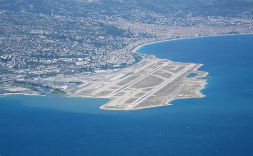 Nizza “vola”, l’aeroporto gira a pieno regime