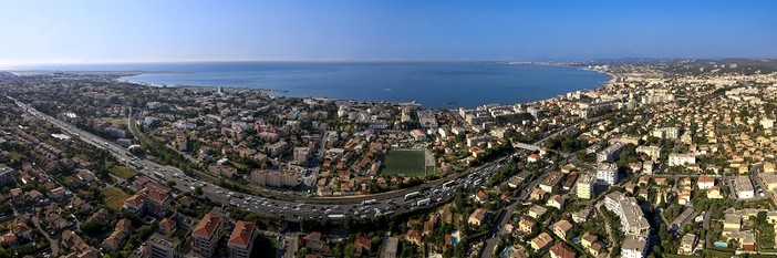 Attenzione sulla A8: tra Saint Laurent du Var e Cagnes il limite è sceso a 70 chilometri orari