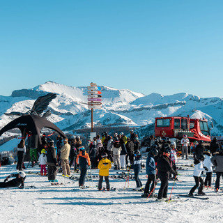 Ad Auron un fine settimana scintillante su piste innevate e la musica del DJ Festival