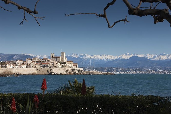 ANT Vue générale Antibes (Claude Piot)