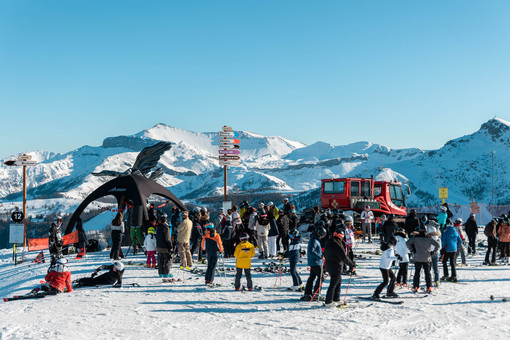 Ad Auron un fine settimana scintillante su piste innevate e la musica del DJ Festival