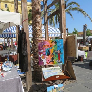 Tanti oggetti, tante curiosità: i marché à la brocante in Costa Azzurra