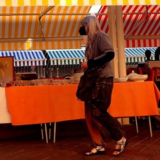 Brocante in Place Saleya, foto di Ghjuvan Pasquale