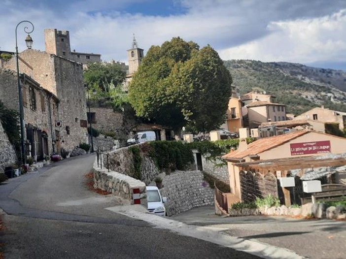 Mollière, Andon e Bézaudun-les-Alpes. Fotografie di Patrizia Gallo e Danilo Radaelli