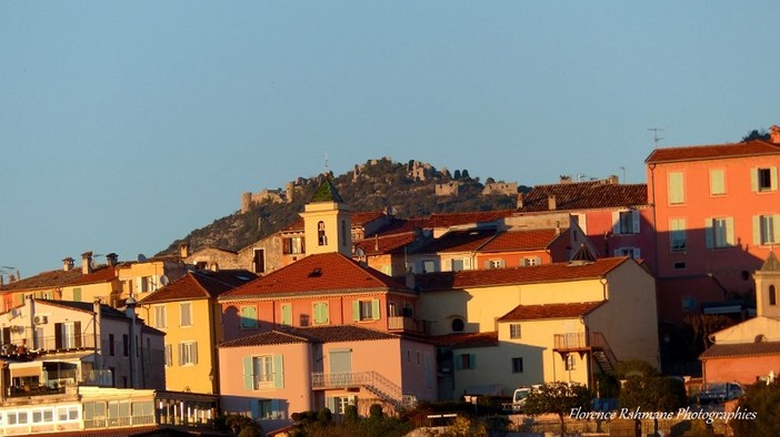 Chateauneuf Villevieille, immagini di Florence Rahmane