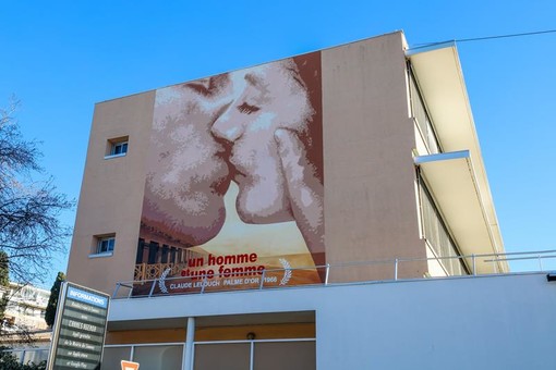 Il murales di &quot;Un uomo e una donna&quot; a Cannes - @ville de Cannes