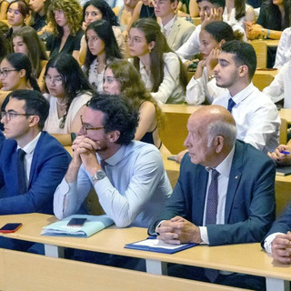 Gli studenti del campus Sciences Po (Foto Ville de Menton)