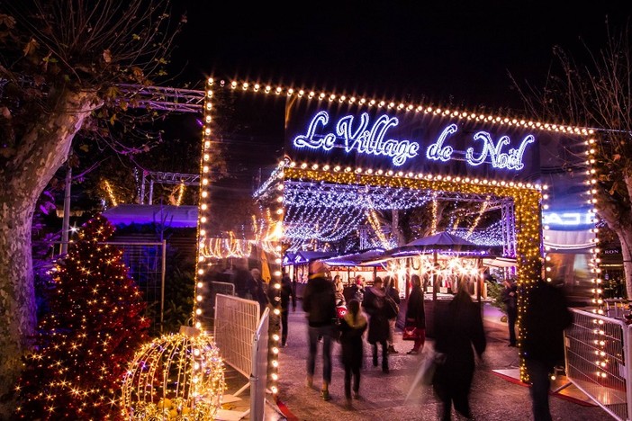 Cannes, villaggio di Natale