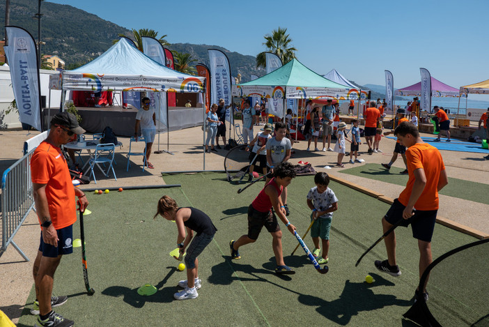 Un'immagine della scorsa edizione della Carovana dello sport di Mentone