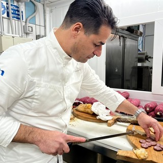 Salumi di mare made in Ischia: la sfida dello chef stellato Pasquale Palamaro, con il suo “Marificio”