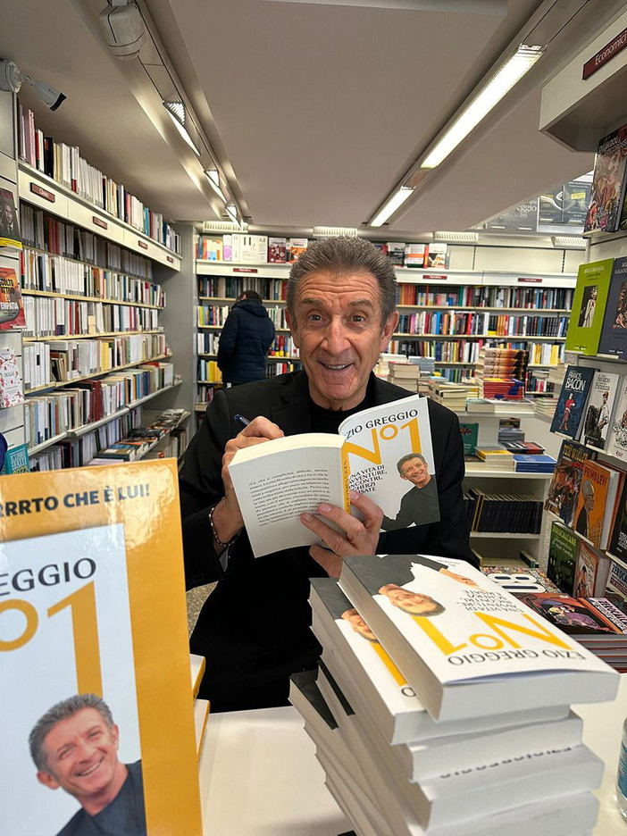 N°1 - Una vita di avventure, incontri, scherzi e risate: Ezio Greggio arriva in libreria a Monte-Carlo