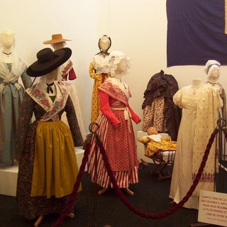 Esposizione di costumi provenzali