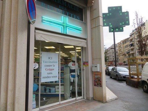 Farmacia di Rue de France a Nizza