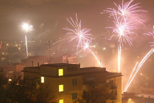 Feste di fine anno e condominio: non tutto è consentito