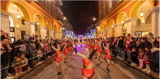 Nizza: duecento artisti, animazioni e musica, la Grande Parade de Noël de Nice Shopping animerà il centro città (Foto)