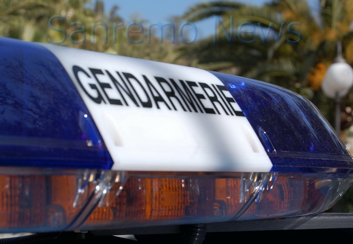 Nizza: tre militari aggrediti a coltellate nei pressi di una comunità ebraica vicino a piazza Massena