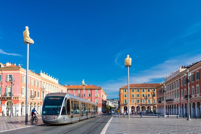 Approfittate del 25 aprile per fare shopping alle Galeries Lafayette di Nizza Masséna e di Cap 3000