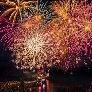 “A fleur d’eau, à fleur de peau”, domani sera quarta serata del Festival International d’Art Pyrotechnique di Cannes