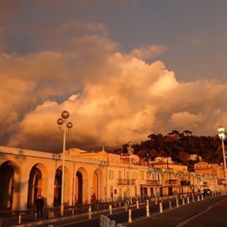 Quai des Etats Unis, Nizza - Fotografia di Ghjuvan Pasquale (foto d'archivio)