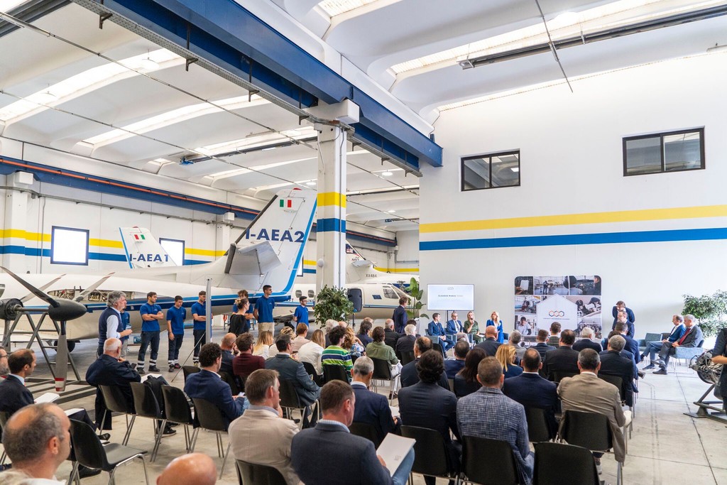 Inaugurata l Accademia di Formazione Aeronautica AEA di Alessandro