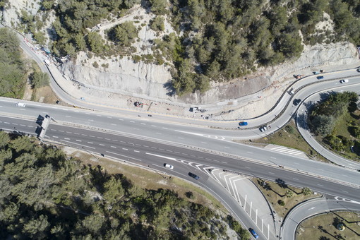 I lavori sulle rampe all'ingresso dello svincolo di Mentone (Foto: Ville de Menton)