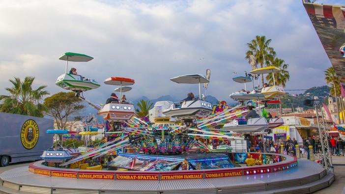 Il luna park di Mentone (Foto Ville de Menton)