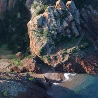 Grottes de Gardanne, Crique de l'Aiguille, a Théoule-sur-mer