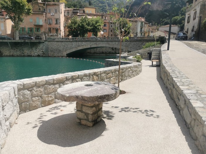 Il lungolago di Breil sur Roya totalmente rinnovato sarà inaugurato il 26 agosto (Foto Mairie de Breil sur Roya)