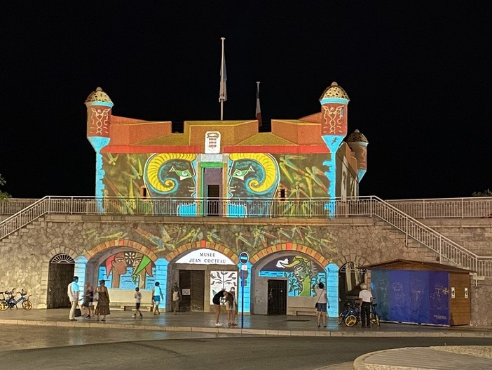 Le château des Mystères, mostra a Menton