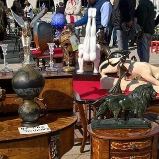 Tanti oggetti, tante curiosità: i marché à la brocante in Costa Azzurra