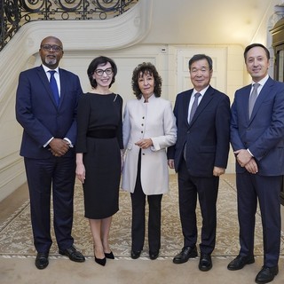 Da sinistra a destra: François NKULIKIYIMFURA, Corina CÃLUGÃRU, Marie Catherine CAR-RAVERA, Jai Chul CHOI e Augusto DE JESUS DUARTE (Foto: Manuel Vitali)