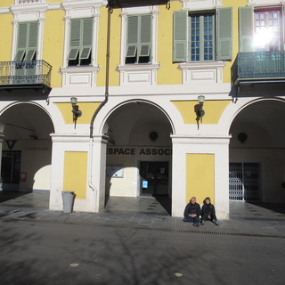 Nizza, Place Garibaldi, Espace Associations