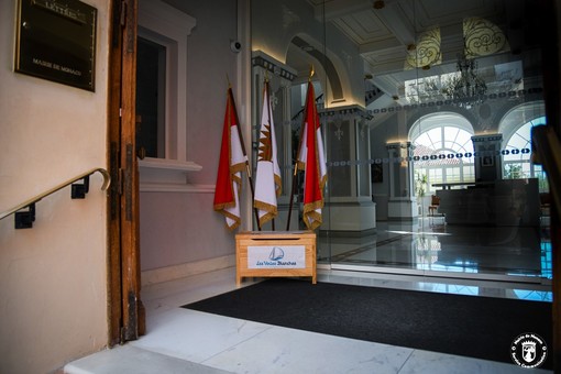 Uno dei contenitori posizionato all'interno del Municipio di Monaco (Foto Mairie de Monaco)