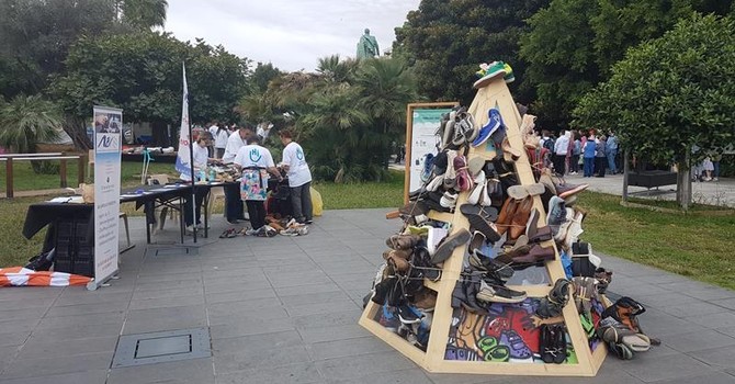 Pyramide des chaussures, fotografie di Ghjuvan Pasquale