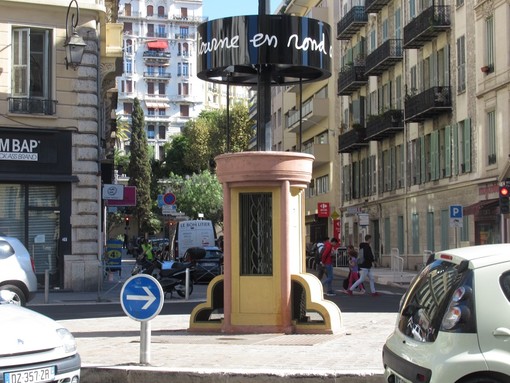 Place Toselli, Nizza