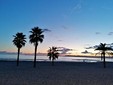 Foto 2: Godersi le gioie della spiaggia e le attività nautiche