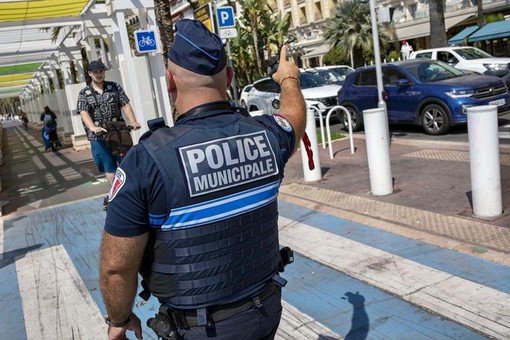 Il blitz della Police Municipale a Nizza