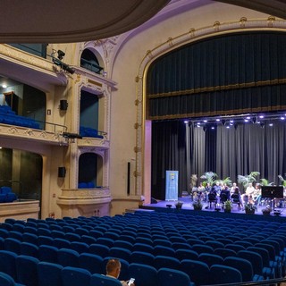 La stagione si svolge al Teatro Francis Palmero (Foto: Ville de Menton)