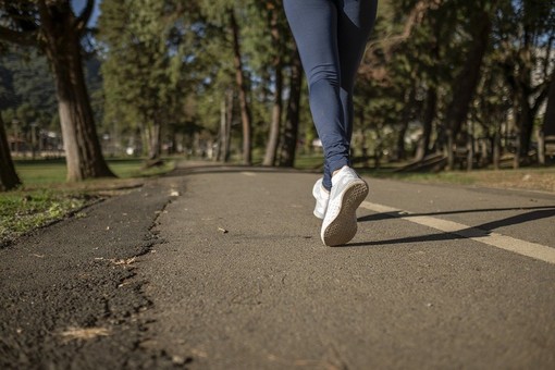 Corsa o camminata: cosa scegliere per perdere peso