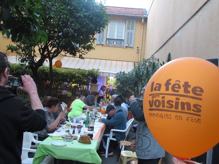 Venerdì 24 maggio a Nizza è “Fête des voisins”