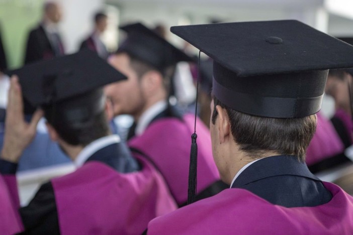 Previdenza alternativa e riscatto della laurea, tutte le strade per contrastare l’emergenza pensioni