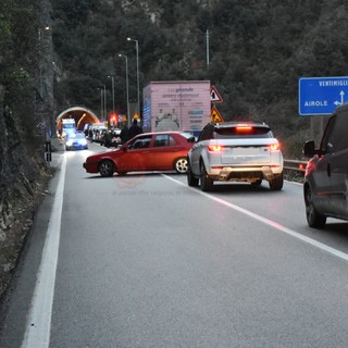 I sindaci di Airole e Olivetta San Michele contro la protesta dei tir lumaca: &quot;Un danno economico e di immagine notevole per il nostro territorio”