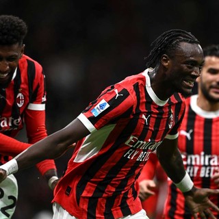 Il Milan rompe il ghiaccio, poker di reti al Venezia