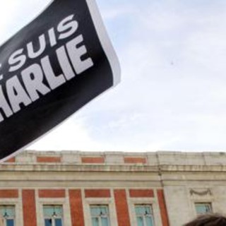 Charlie Hebdo a 10 anni dalla strage: &quot;Non ci hanno ucciso&quot;