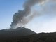 Etna, vulcano oggi attivo: nube di cenere da cratere Voragine