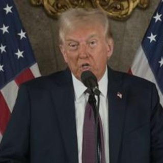 Trump: &quot;Se Hamas non rilascia ostaggi prima del mio insediamento succederà l'inferno&quot;