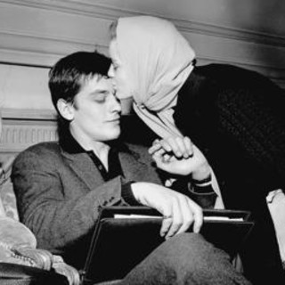 Romy Schneider, Mireille Darc e le altre: le donne della vita di Alain Delon