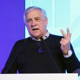 Tajani: &quot;Linea armi non cambia, vanno usate in territorio ucraino&quot;